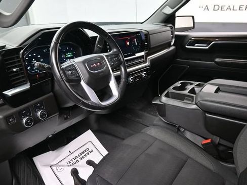 Used 2022 GMC Sierra 1500 SLE AWD/4WD image 19
