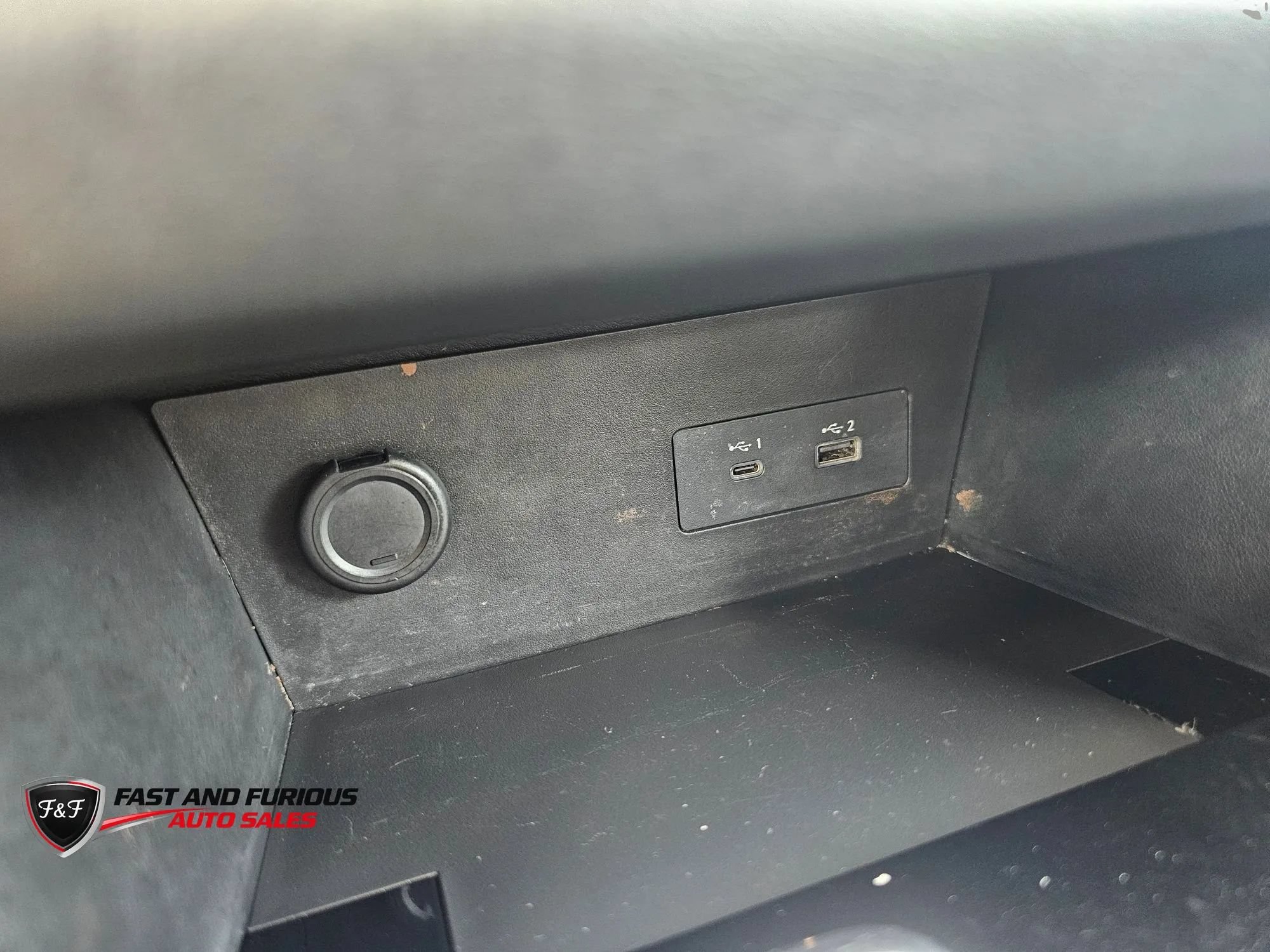 Used 2022 Nissan Pathfinder SV AWD/4WD image 28