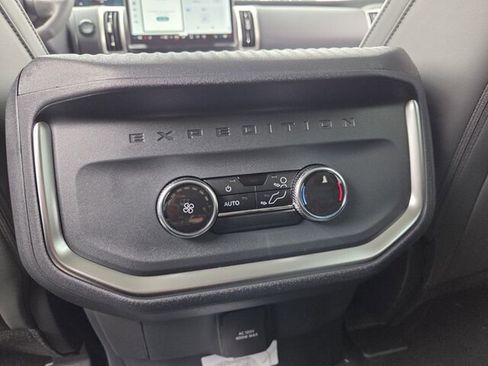 New 2026 Ford Expedition Active AWD/4WD image 10