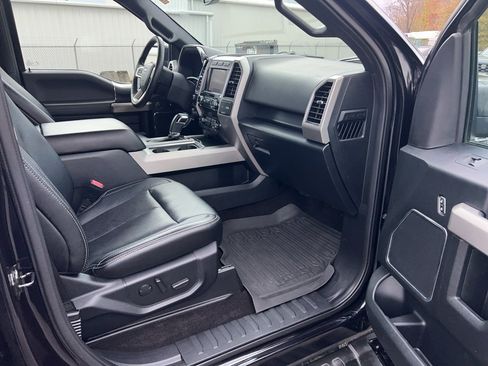 Used 2020 Ford F150 Lariat image 39