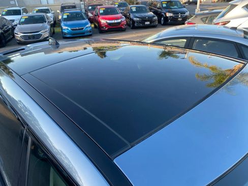 Used 2021 Land Rover Range Rover Velar S image 14