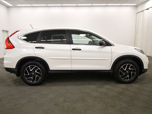 Used 2016 Honda CR-V SE image 9