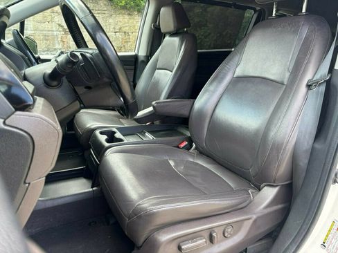 Used 2018 Honda Odyssey Elite image 11
