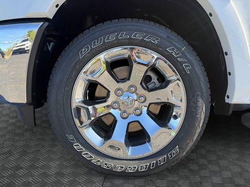 New 2026 RAM 1500 4x4 Crew Cab image 20