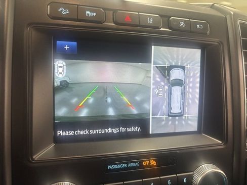 Used 2021 Ford Expedition Max Limited image 24