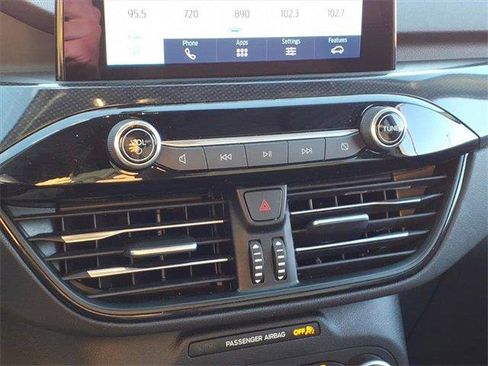 Used 2025 Ford Escape ST-Line Select image 14