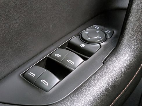 Used 2022 Chevrolet Blazer Premier w/ Enhanced Convenience Package image 34