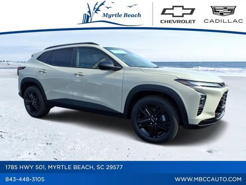 New 2026 Chevrolet Trax LT w/ Driver Confidence Package image 1