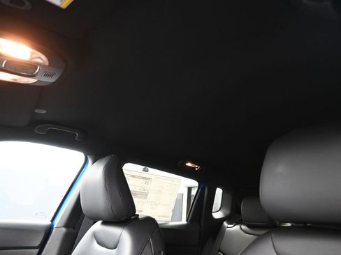 New 2026 Jeep Compass Latitude image 23