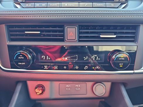 New 2026 Nissan Rogue SV image 27