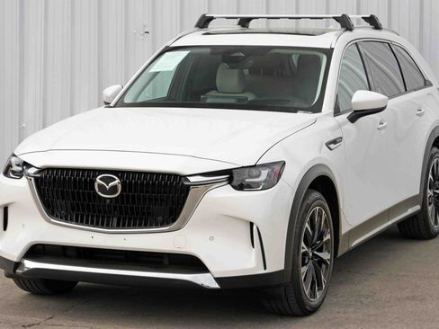 Used 2025 MAZDA CX-90 Plug-In Hybrid w/ Premium Plus image 43