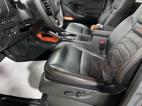 Used 2026 Nissan Frontier PRO-4X w/ Pro Premium Package image 13