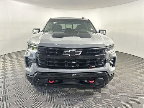 Used 2024 Chevrolet Silverado 1500 LT Trail Boss w/ LT Trail Boss Premium Package AWD/4WD image 3