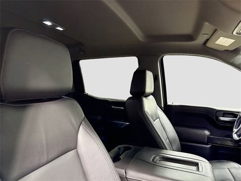 Used 2021 Chevrolet Silverado 1500 LT Trail Boss w/ Convenience Package II image 30