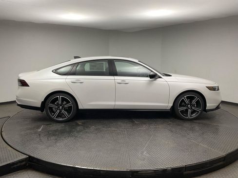 New 2026 Honda Accord SE image 8