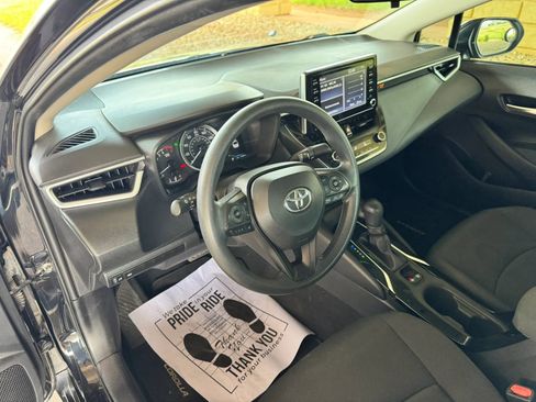 Used 2020 Toyota Corolla LE FWD image 10