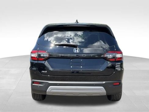 Used 2023 Honda Pilot EX-L image 5