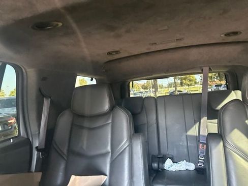 Used 2016 Cadillac Escalade Platinum AWD/4WD image 8