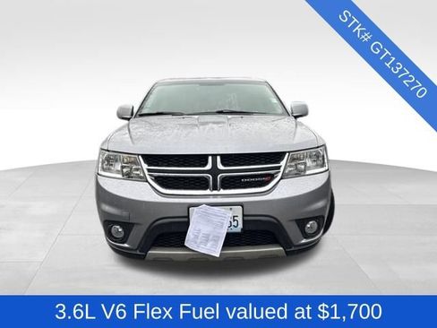 Used 2016 Dodge Journey SXT w/ Comfort/Convenience Group image 2