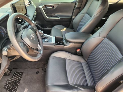 Used 2024 Toyota RAV4 XSE AWD/4WD image 14