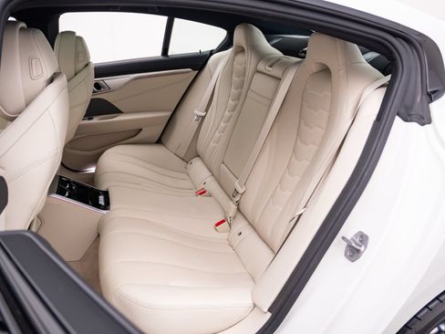 Certified 2026 BMW 840i xDrive AWD/4WD image 18