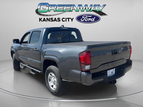 Used 2021 Toyota Tacoma SR AWD/4WD image 5