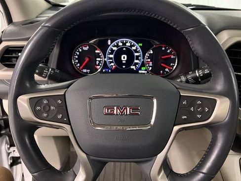 Certified 2021 GMC Acadia Denali w/ Denali Technology Package AWD/4WD image 11