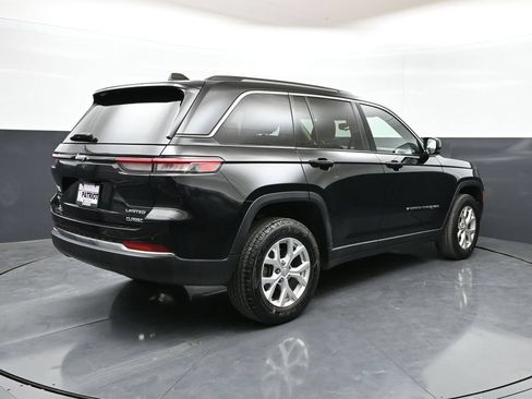 Used 2023 Jeep Grand Cherokee Limited AWD/4WD image 33