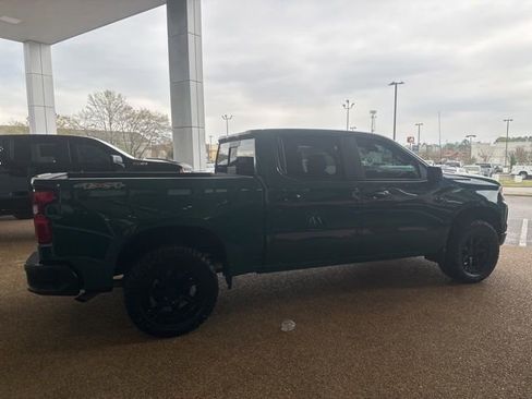 New 2026 Chevrolet Silverado 1500 LT w/ Safety Package AWD/4WD image 2