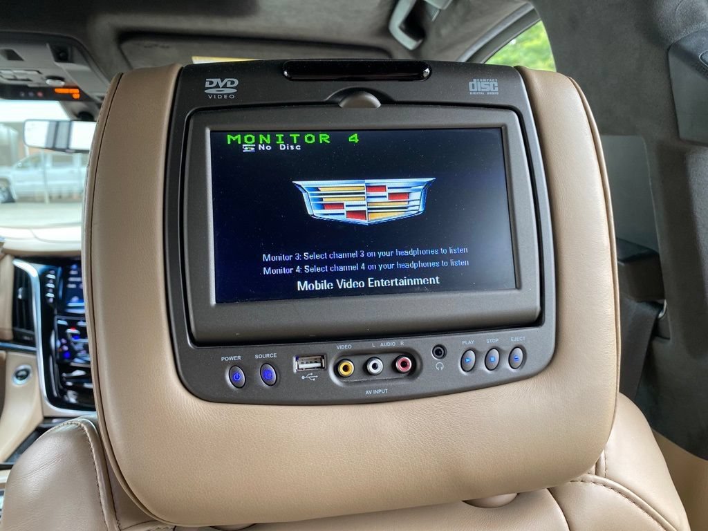Used 2019 Cadillac Escalade Platinum AWD/4WD image 14