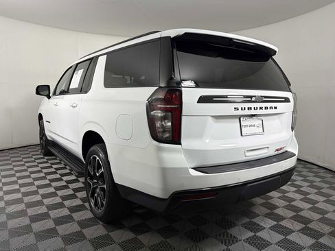 Used 2024 Chevrolet Suburban RST w/ Luxury Package RWD image 4