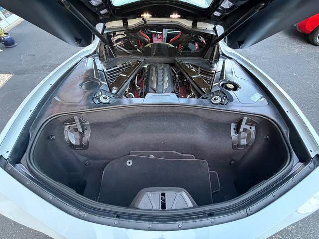 Used 2020 Chevrolet Corvette Stingray Preferred Cpe w/ 2LT Preferred Equipment Group RWD image 11