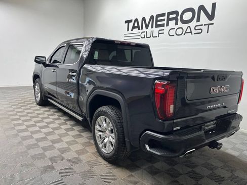 Used 2022 GMC Sierra 1500 Denali AWD/4WD image 3