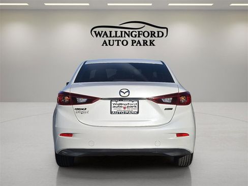 Used 2016 MAZDA MAZDA3 i Sport w/ Preferred Equipment Package image 5