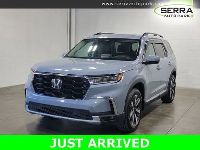Used 2025 Honda Pilot Touring