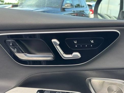 Certified 2026 Mercedes-Benz GLC 300 4MATIC image 32