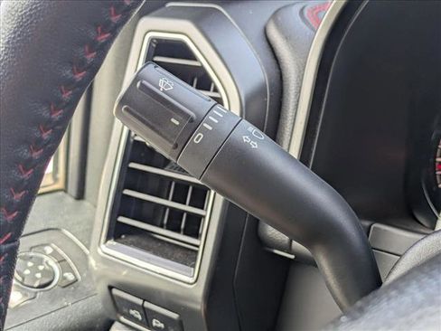 Used 2018 Ford F150 Lariat image 11