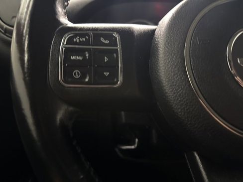 Used 2018 Jeep Wrangler Unlimited Sport w/ Connectivity Group image 10