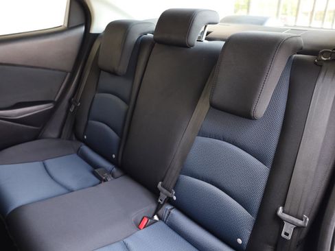 Used 2018 Toyota Yaris iA FWD image 18