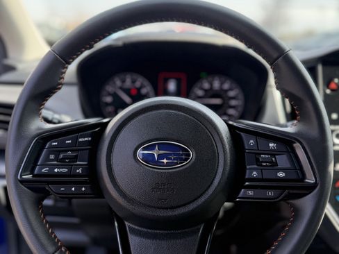 Used 2025 Subaru Crosstrek 2.5i Limited w/ Crosstrek Mirror Package image 21