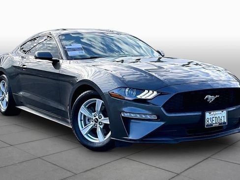 Used 2020 Ford Mustang Coupe RWD image 2