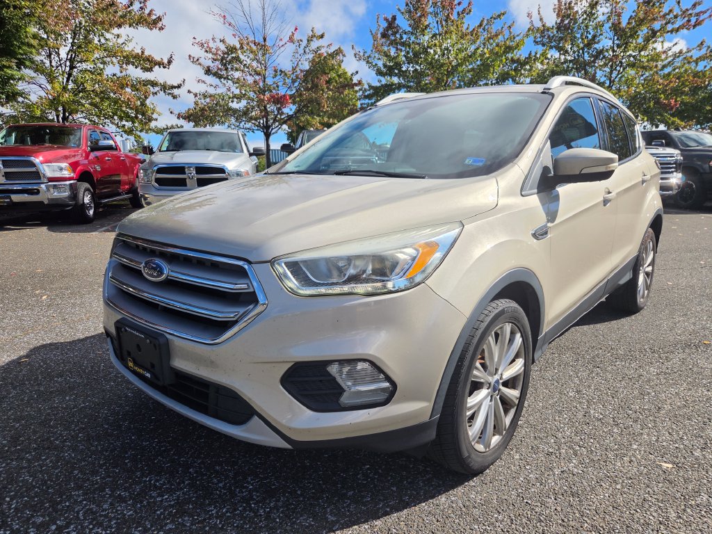 Used 2017 Ford Escape Titanium AWD/4WD image 3