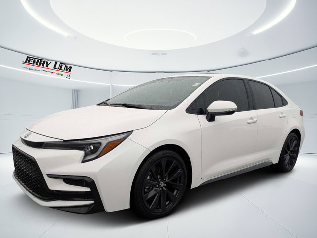 Used 2024 Toyota Corolla XSE FWD image 7
