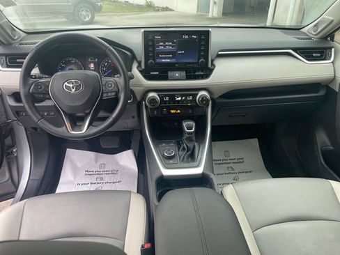 Used 2021 Toyota RAV4 XLE Premium AWD/4WD image 13