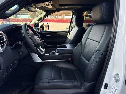 Used 2022 Toyota Tundra Platinum image 27