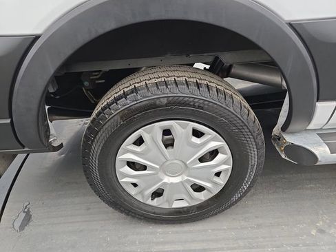 Used 2024 Ford Transit 250 Low Roof w/ Exterior Upgrade Package image 20