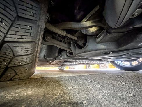 Used 2018 Mercedes-Benz S 560 Cabriolet image 75