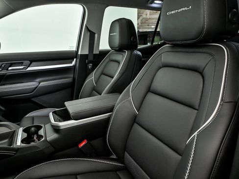 New 2026 GMC Terrain Denali image 8