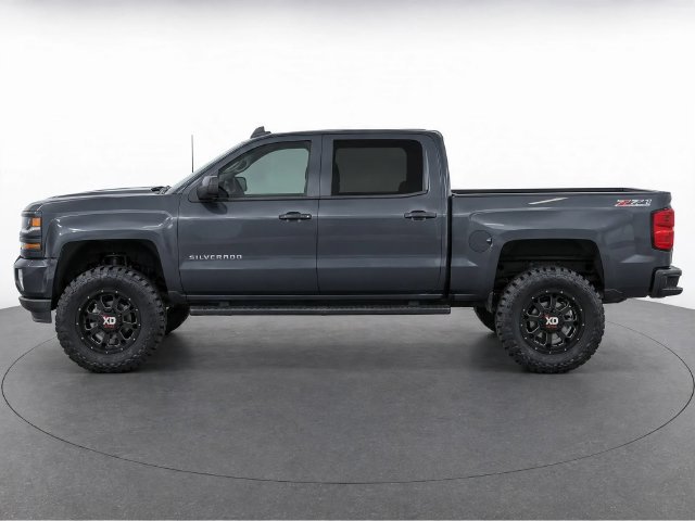 Used 2017 Chevrolet Silverado 1500 LT w/ All Star Edition AWD/4WD image 3