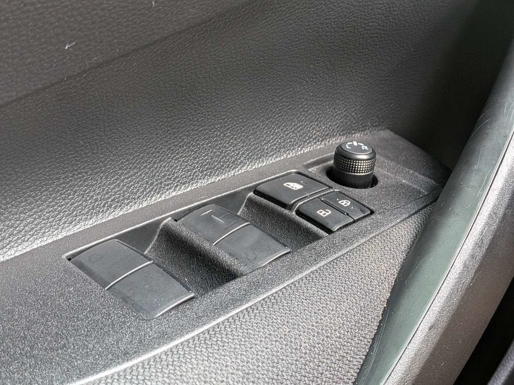 Used 2025 Toyota Corolla LE FWD image 26